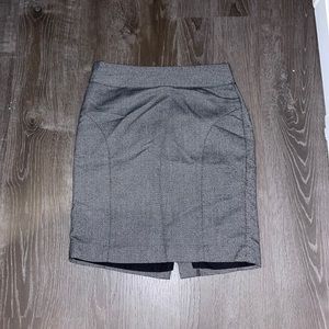 Banana Republic Grey Pencil Skirt Size 4